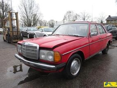 Mercedes-Benz 200 200 D