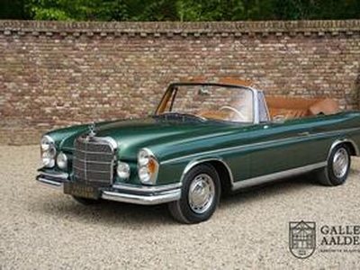 Mercedes-Benz 220 SE W111 Highly original and fastidiously well-preserved example, Only repainted once, Original leather interior, Rare manual transmission, Delivered new to Germany, Matching numbers - accompanied by the original Datakart, Offered with plastic MB pouche wi