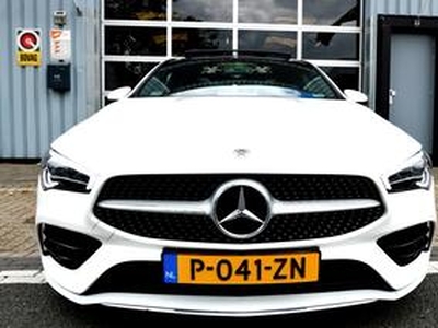 Mercedes-Benz CLA-KLASSE 200 AMG LEER/NAV/PANO/&-Night SFEER