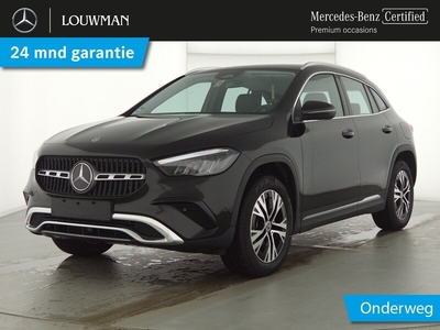 Mercedes-Benz GLA 250 e Facelift Plug-In Hybride Face Lift | Trekhaak | Parkeerpakket met Camera | Car Play | DAB | LED | Stoelverwarming | Inclusief 24 maanden Mercedes-Benz Certified garantie voor Europa.