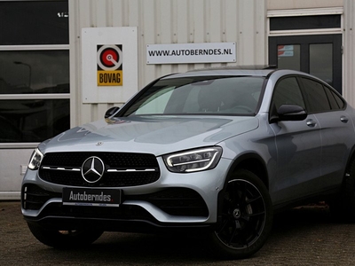 Mercedes-Benz GLC Coupé 300e 320PK 4MATIC AMG*MB Fabrieksgarantie t/m 07-2025!*BTW*Perfect Onderh.*AMG Ext/int/Dak/Night/Sfeerverl./Digi. Klokken/