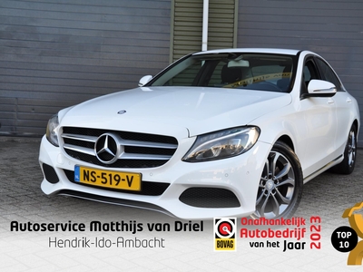 MERCEDES C-KLASSE 180 CDI Lease Edition in nette staat. Navigatie, Parkeersensoren voor en achter.