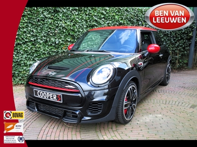 MINI MINI John Cooper Works 2.0 Chili F56 LCI aut. met Pano.dak, Adapt. cruis, HK audio en 18