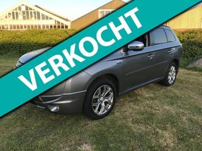 Mitsubishi OUTLANDER 2.0 PHEV Instyle CAMERA SCHUIF/KANTELDAK