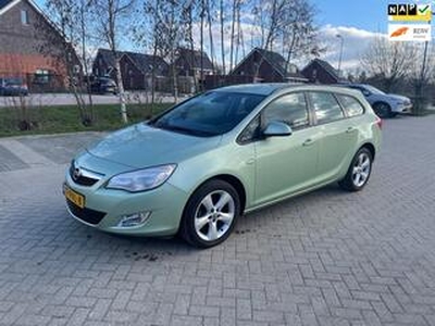 Opel ASTRA Sports Tourer 1.4 Turbo Edition