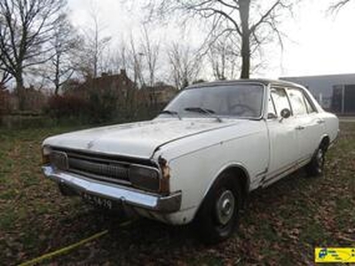 Opel COMMODORE 2.5 S AUTOMATIC