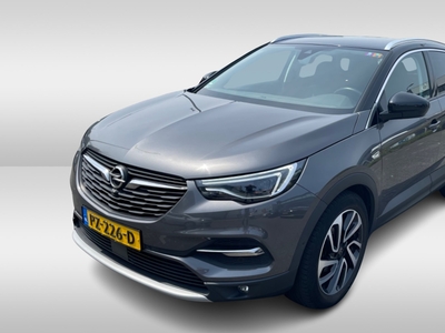 OPEL GRANDLAND X 1.2 Turbo Online Edition / Leder / 360Camera / Navigatie / Stuurverwarming / Getint glas / Cruise Control