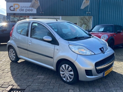 PEUGEOT 107 1.0-12V XS GARANTIE/5-DEURS/AIRCO/RADIO-CD-USB/VERGR+AB. rijklaarprijs!