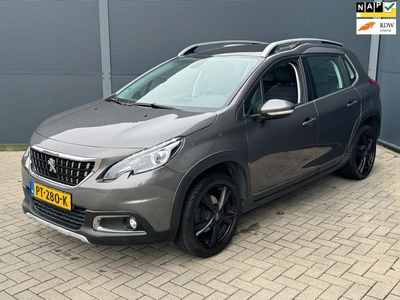 Peugeot 2008 1.2 PureTech GT-line / Navi / Pano / Facelift