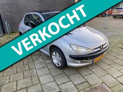 Peugeot 206 1.4 XT, Open dak, Automaat