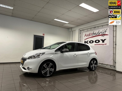 Peugeot 208 1.2 PureTech Style * Navigatie / 17