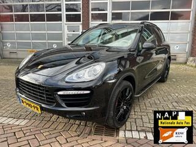 Porsche CAYENNE 3.0D GTS PANO_SPORTCHR_LUCHTV_21