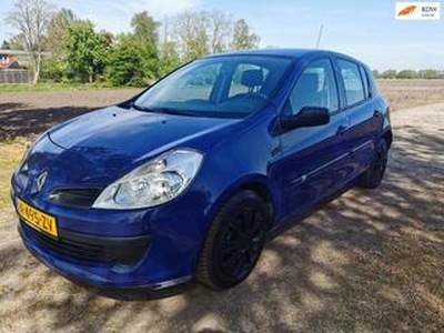 Renault CLIO 1.2-16V Authentique