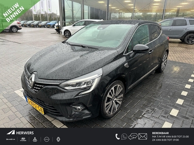 RENAULT CLIO 1.3 TCe Initiale Paris / Automaat / Navigatie / Cruise Control / Bluetooth / DAB / Camera / Stuur & Stoel Verwarming / Android & Apple Carplay / Böse