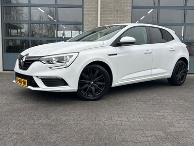 Renault Mégane 1.2 TCe Life | TREKHAAK |