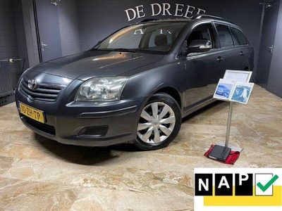 Toyota Avensis Verso 2.0 D-4D-F Terra