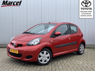 Toyota Aygo 1.0-12V 5-drs Navigator Airco Navigatie Goed onderhouden!