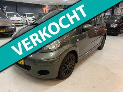 Toyota AYGO 1.0-12V Aspiration Green,NAVI,LEDER,APK,NAP.NL AUTO,RIJKLAAR.