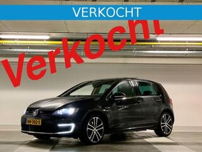 Volkswagen GOLF 1.4 TSI GTE executive plus