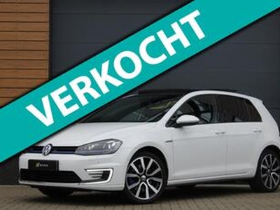 Volkswagen GOLF 1.4 TSI GTE/PANODAK/STOELVER/NAVI/CAM/NAP