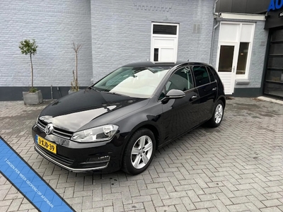 Volkswagen Golf Benzine