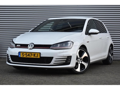 Volkswagen Golf Benzine