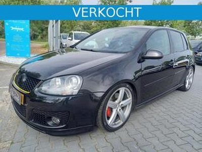 Volkswagen GOLF Pirelli 2.4016V FSI Turbo GTI Editi 30 330PK