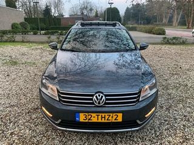 Volkswagen PASSAT 1.4 TSI Comfl. BlM PANO/NAVi/ Rijdt Super