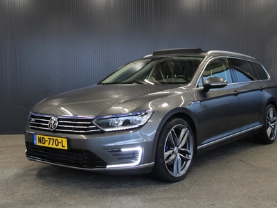 Volkswagen Passat Variant 1.4 TSI GTE Connected Series Plus - € 12.900,- NETTO! - Pano - Camera - Carplay/Android - Stoelverw. - Leder