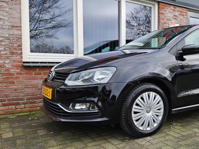 VOLKSWAGEN POLO 1.2 TSI Comfortline Trekhaak! Airco! Cruise Control! Nette Auto! Dealer Onderhouden!