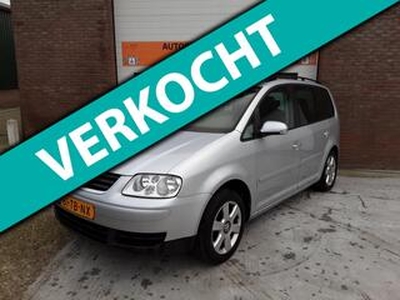 Volkswagen TOURAN 2.0 TDI Business