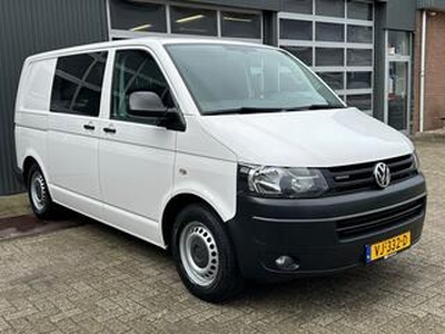 Volkswagen TRANSPORTER 2.0 TDI L1H1 BlueMotion L1H1 Achterklep Kastinrichting Omvormer Airco Cruise control Usb aansluiting Bury Parkeersensoren voor en achter 1e eigenaar Euro 5