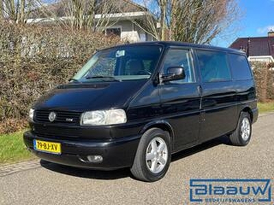 Volkswagen TRANSPORTER Caravelle 150pk 2.5 dubbele cabine