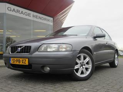 Volvo S60 2.4 D D5 5 cilinder (occasion) Airco , Cruise , Navigatie export