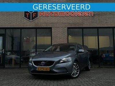 Volvo V40 D4 Business Momentum