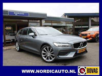 Volvo V60 2.0 T4 GEARTRONIC MOMENTUM PRO / NAVIGATIE- HALF LEDER- 19 INCH LM VELGEN