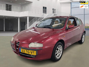 Alfa Romeo 147 1.6 T.Spark Lusso