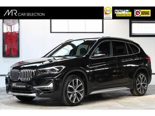 BMW X1 sDrive20i VDL Nedcar Edition | Panoramadak | Head-Up | Sportstoelen | Camera | 19 inch | NL auto | Eerste eigenaar |