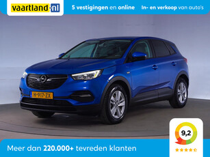 Opel Grandland X 1.2 T Business Edition [ LED Navi Trekhaak Climate ]