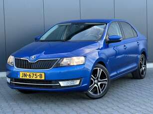 Skoda Rapid 1.2 TSI JOY Navi - Trekhaak - Stoelverwarming - CarPlay