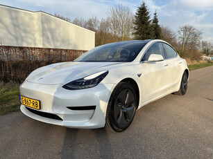 Tesla Model 3 Standard RWD Plus 60 kWh / LEER / PANORAMADAK / AUTOPILOT / 88DKM! NAP! / INCL BTW