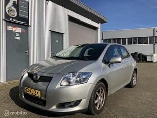 Toyota Auris 1.6-16V-AIRCO-AUTOMAAT