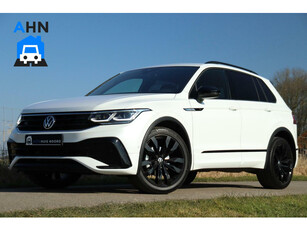 Volkswagen Tiguan 1.5 TSI / 3x R-Line / Black Style / Virtual Cockpit / HeadUP / Camera / Matrix LED / Trekhaak / 20