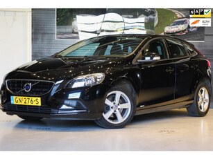 Volvo V40 2.0 D2 Business - DIS.RIEM + W.P V.V. - NAVI - CRUISE - CLIMA - STOEL VERW - PDC - NAP/ORG NL