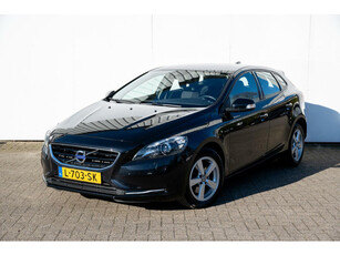 Volvo V40 T4 Momentum | Trekhaak | Xenon