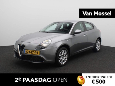 Alfa Romeo Giulietta 1.4 Turbo Navigatie | Climate control | Cruise control | LM velgen