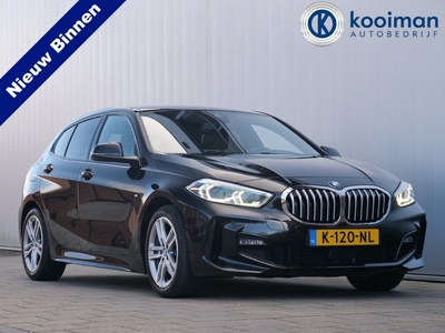 BMW 1-serie 118i 141pk High Executive Automaat M-pakket LED / Navigatie / 18Inch / Stoelverwarming