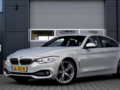 BMW 4 Serie Gran Coupé 420d High Executive | Harman/Kardon | Achteruitrijcamera | Elektr. Stoelen + Memory | Head-Up | 19'' Velgen | Stoelverwarming |