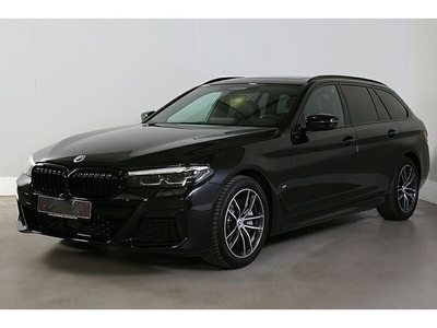 BMW 5 Serie Touring 530iA M-SPORT ** LED, NAVI+, HuD