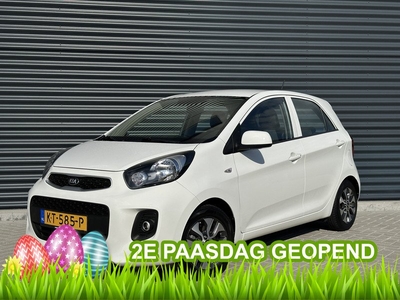 Kia Picanto 1.0 CVVT Navigator Navi/Camera 2e Paasdag geopend van 12:uur tot 16:00 uur